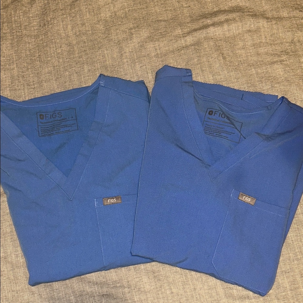 Small Figs blue scrub top set of 2